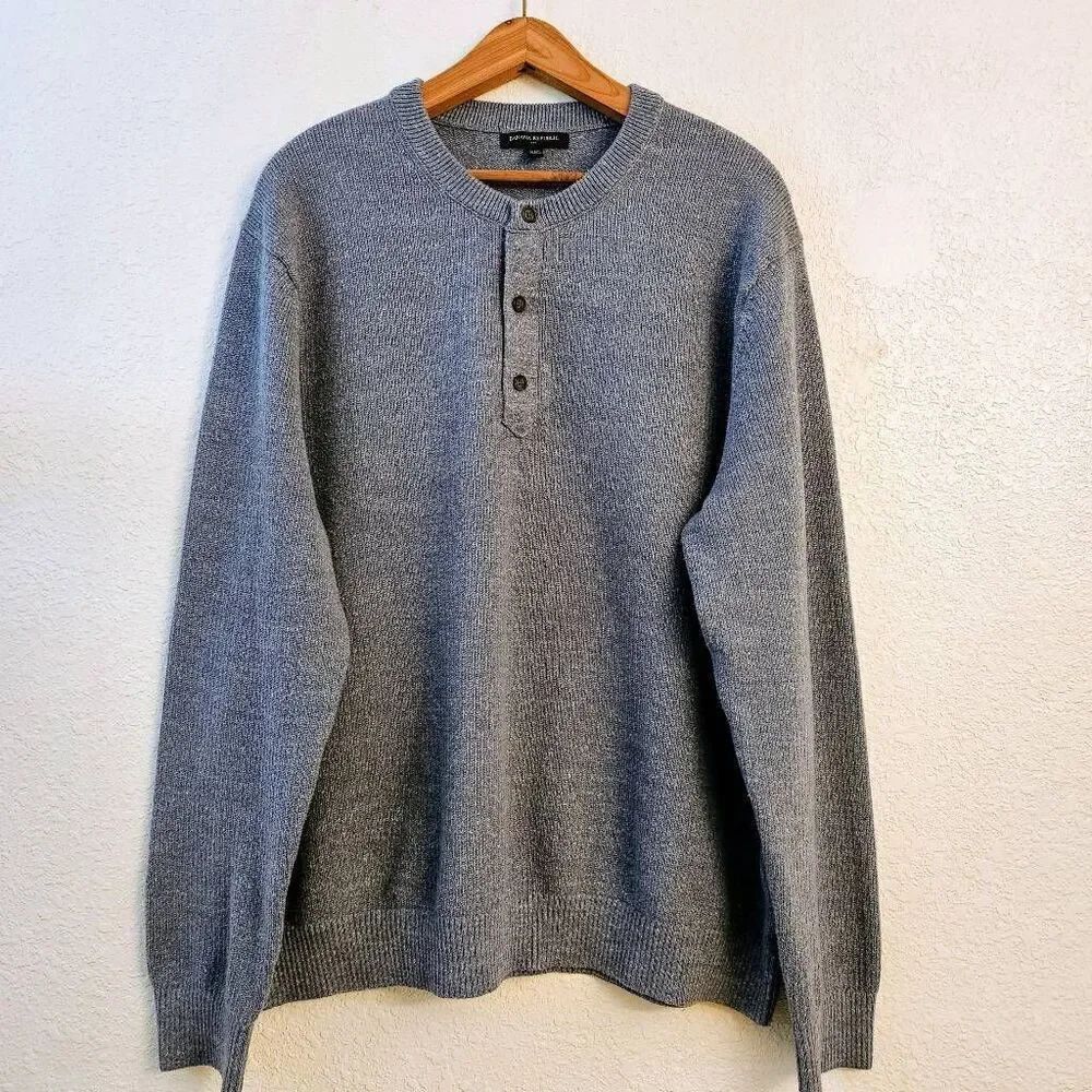NWOT Banana Republic Textured Henley Sweater: Light Blue XXL: Coastal Casual
